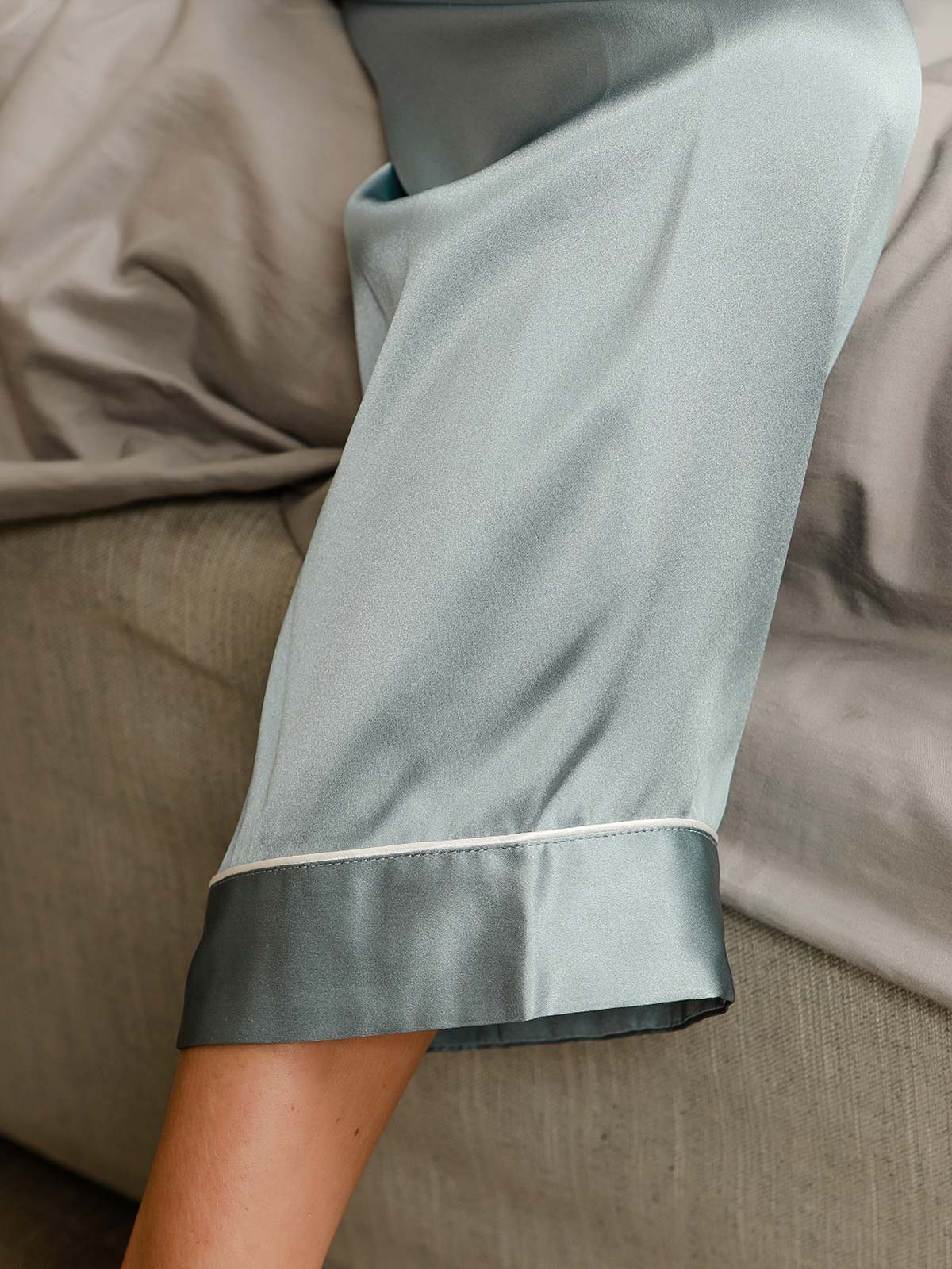 Pure Silk Long Sleeve Button Up Women's Pyjamas Set - Image 38