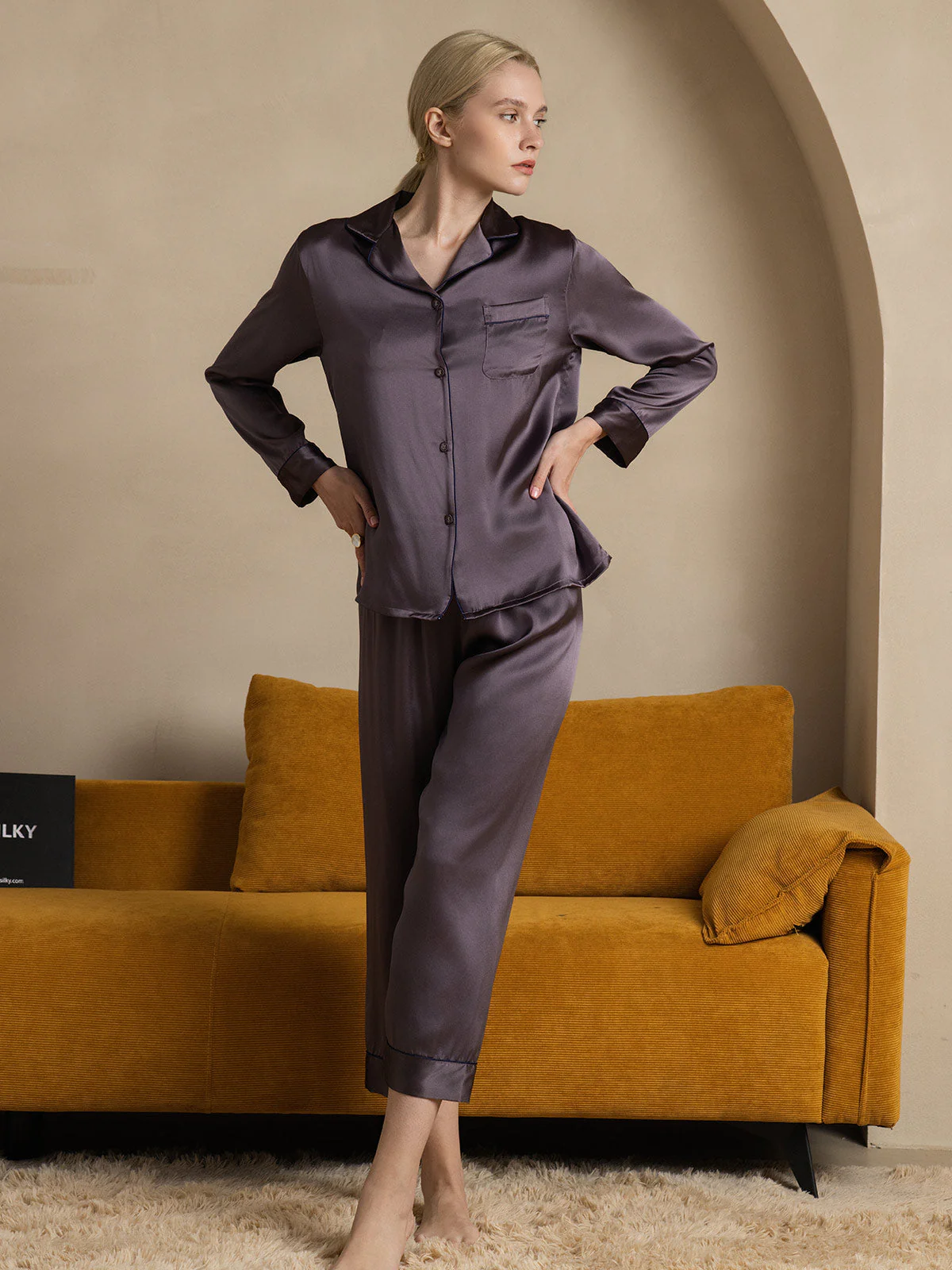 Pure Silk Long Sleeve Button Up Women's Pyjamas Set - Image 7