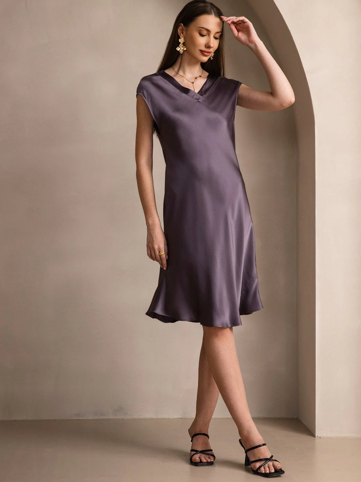 Pure Silk Cap Sleeve V-neck Nightdress - Image 24