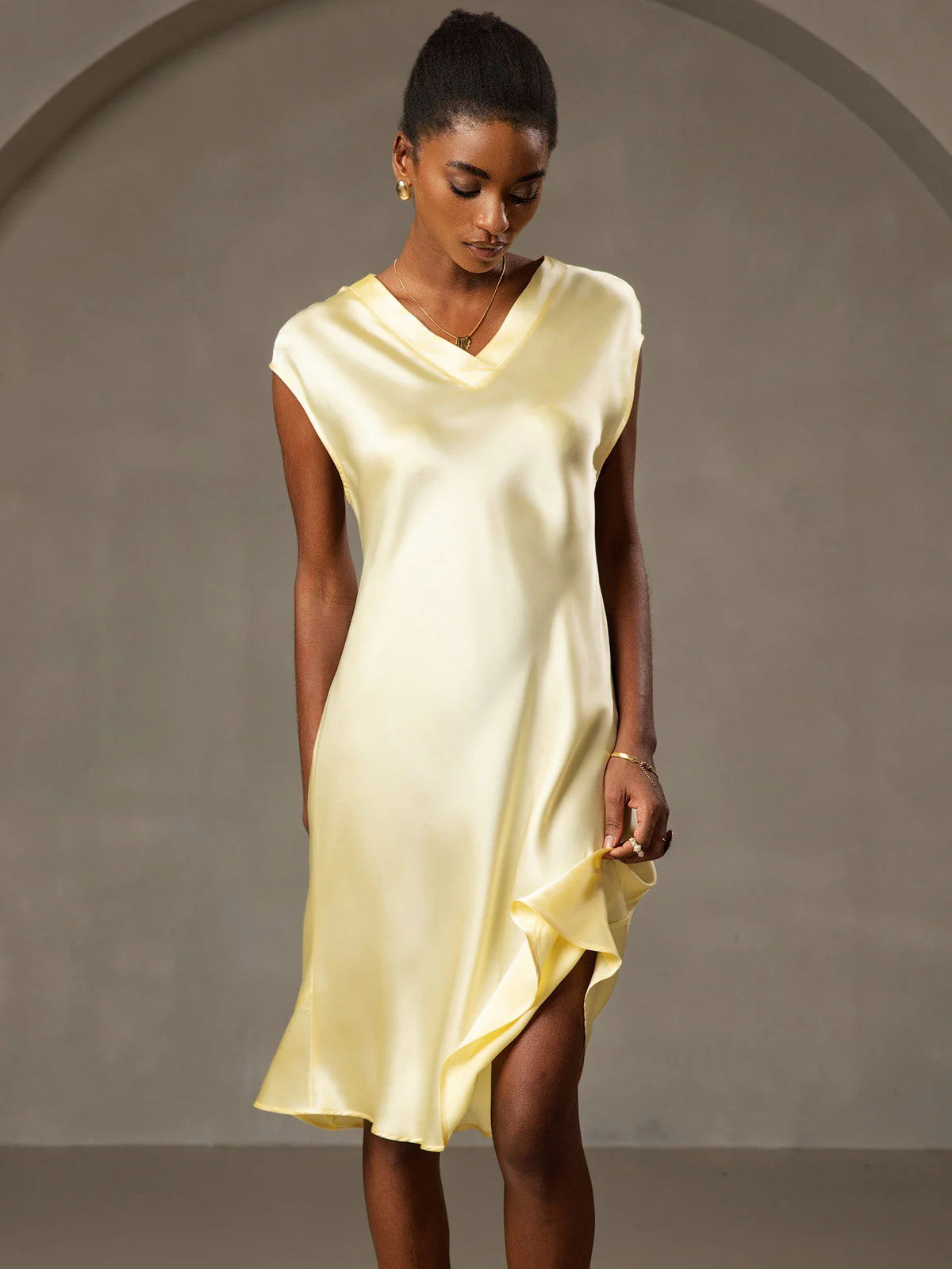 Pure Silk Cap Sleeve V-neck Nightdress - Image 31