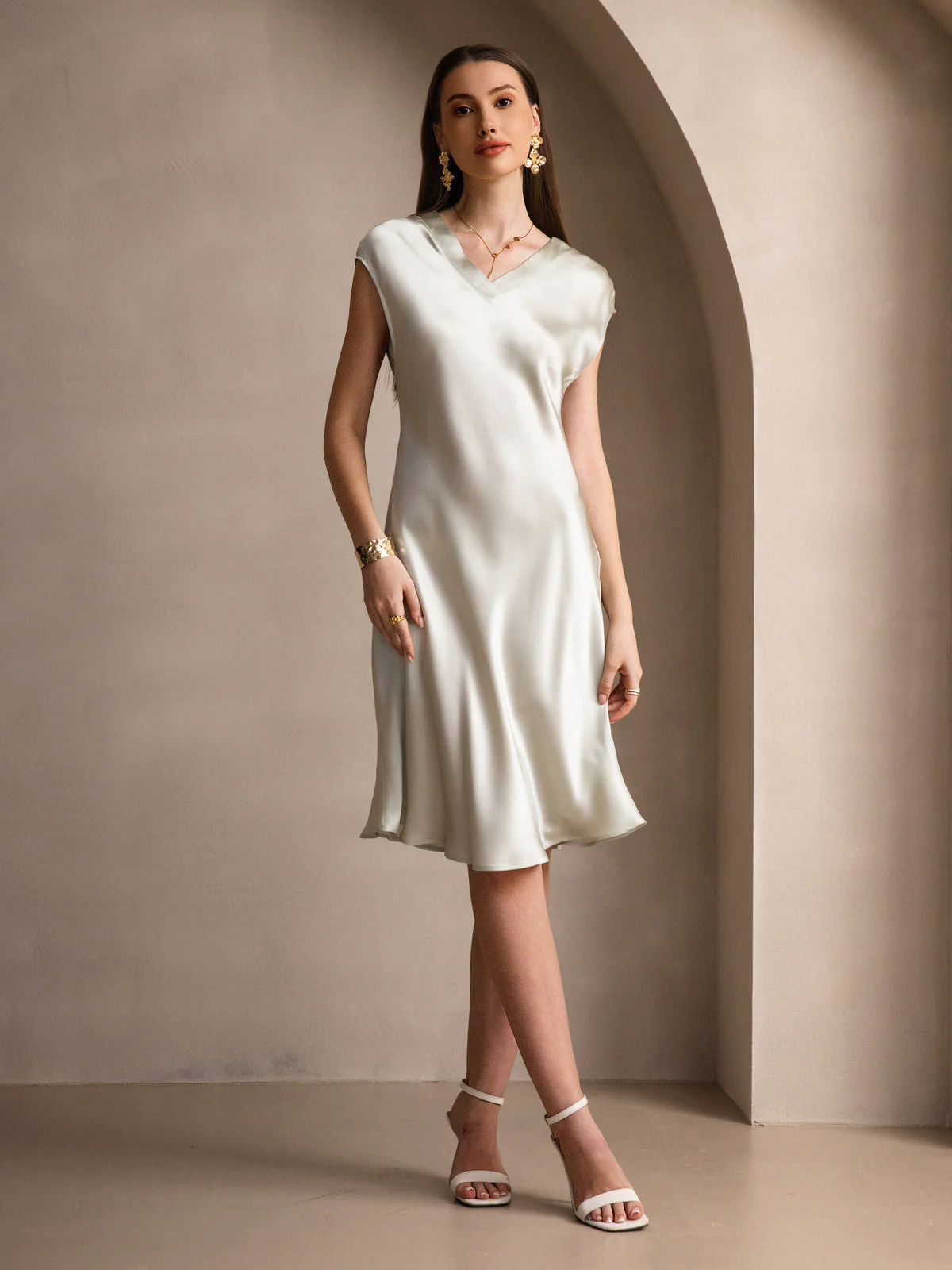 Pure Silk Cap Sleeve V-neck Nightdress - Image 48