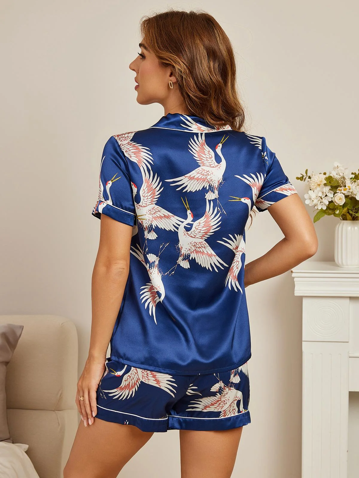 19Momme Women's Pure Silk Crane Print Short Sleeve Pyjamas Set - Image 18