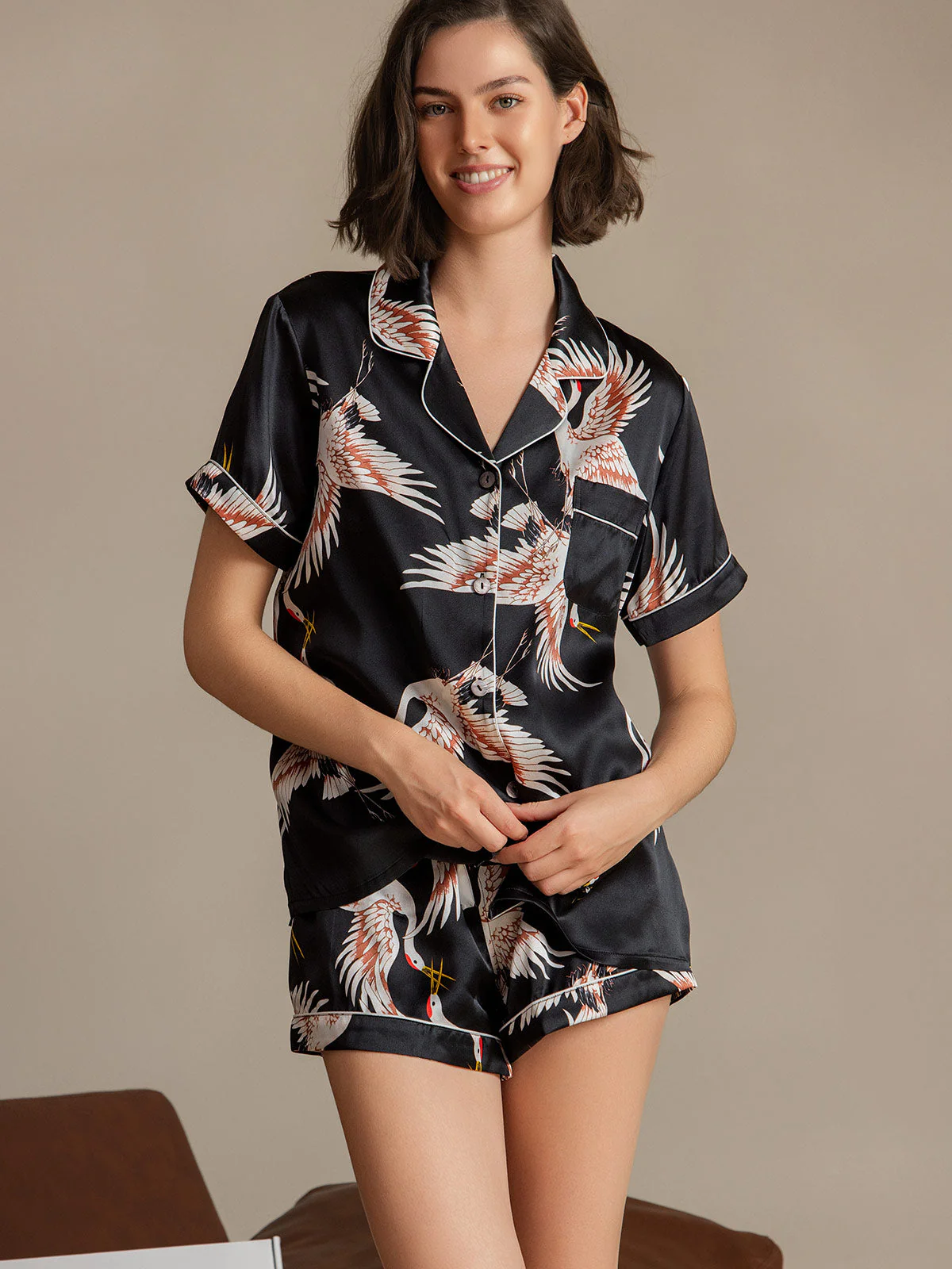 19Momme Women's Pure Silk Crane Print Short Sleeve Notch Collar Pyjamas Set - Image 9